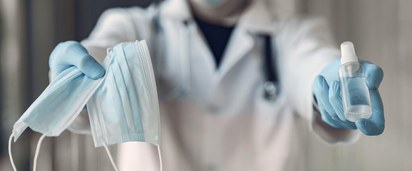 Health professional wearing facemask